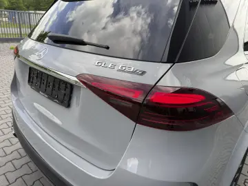 MERCEDES-BENZ GLE 63 S AMG Panor Distron 360K Carbon