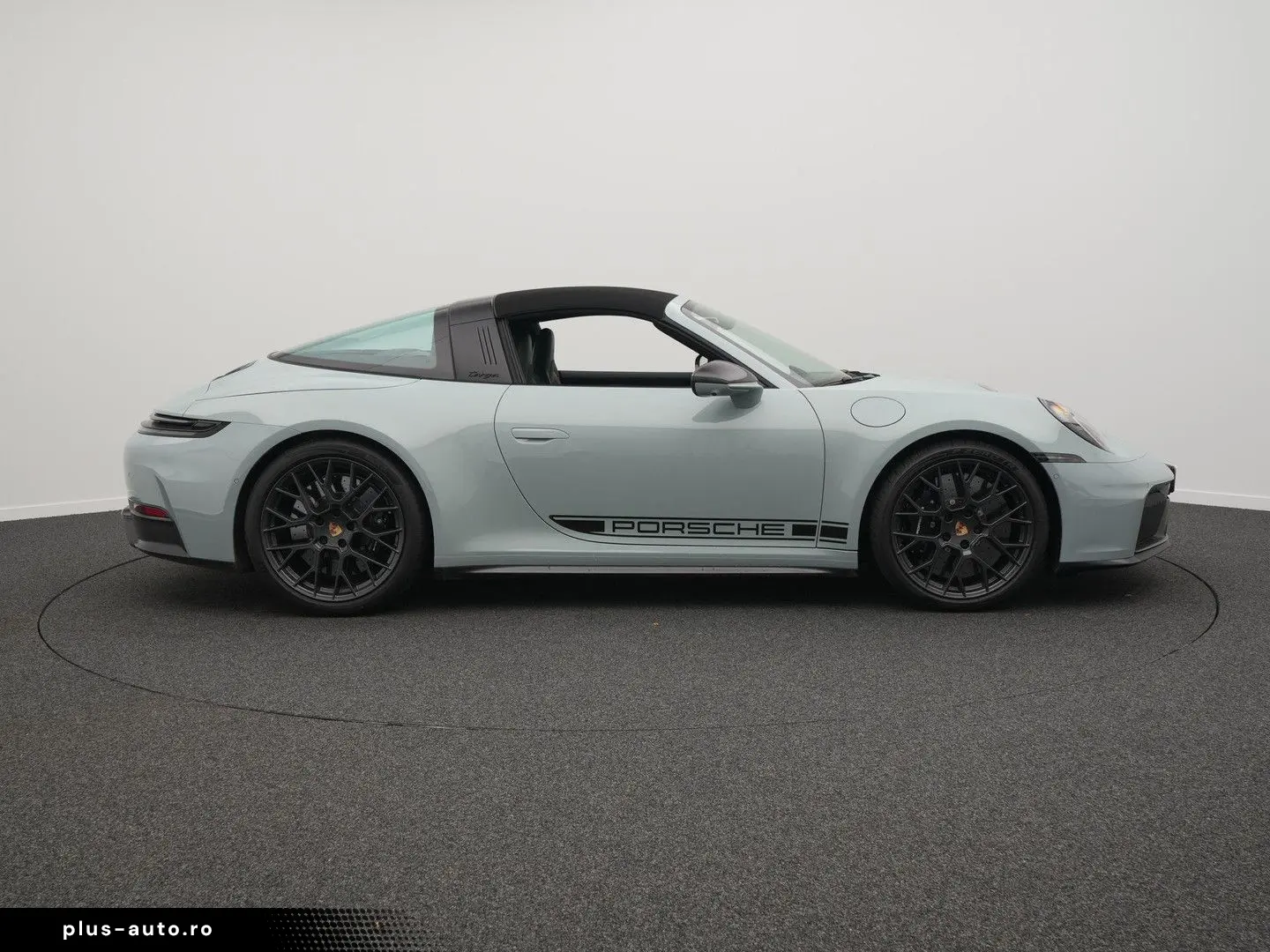 PORSCHE 992 Targa 4 GTS