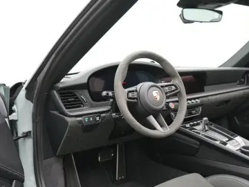 PORSCHE 992 Targa 4 GTS
