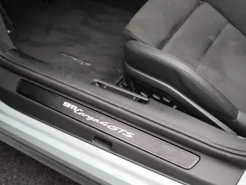 PORSCHE 992 Targa 4 GTS