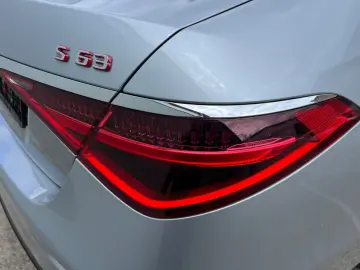 MERCEDES-BENZ S 63 AMG e Lim. 4Matic  L  TV HUD Firs…