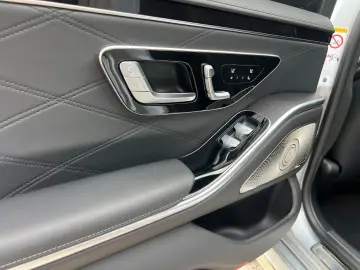 MERCEDES-BENZ S 63 AMG e Lim. 4Matic  L  TV HUD Firs…