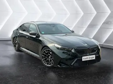 BMW M5 Limousine Individual Dark Emerald Metallic M