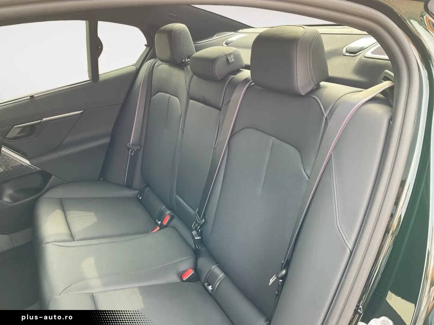 BMW M5 Limousine Individual Dark Emerald Metallic M
