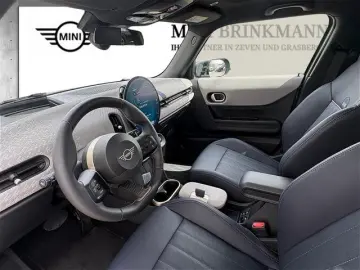 MINI Cooper C 5-Türer FAVOURED TRIM NAVI HUD PANO LED