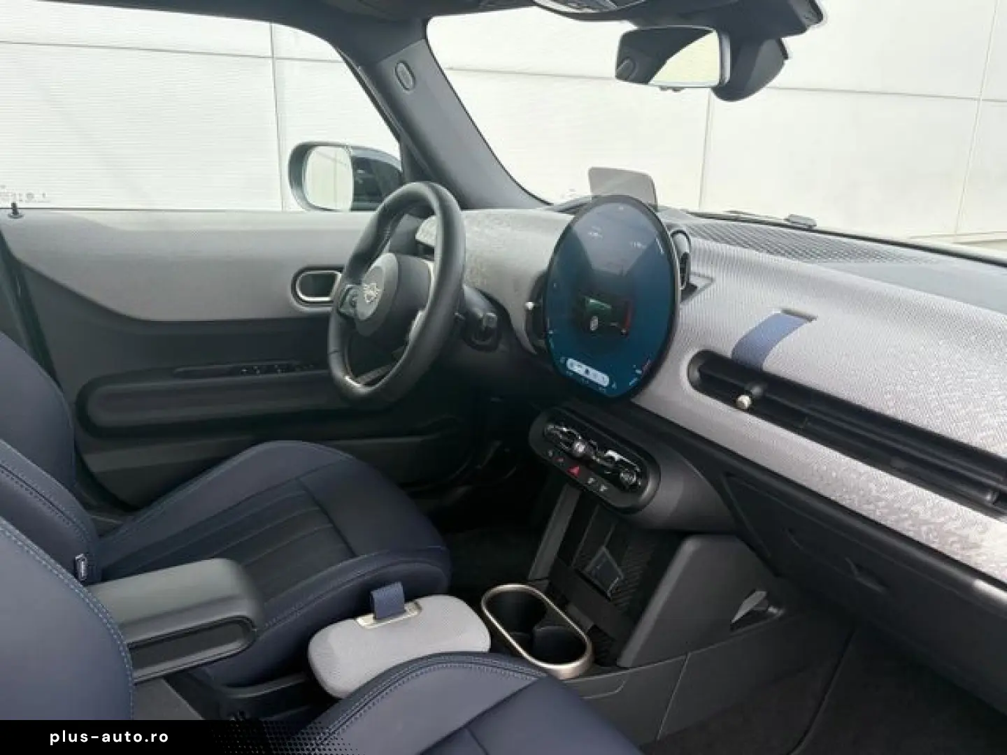 MINI Cooper C 5-Türer FAVOURED TRIM NAVI HUD PANO LED