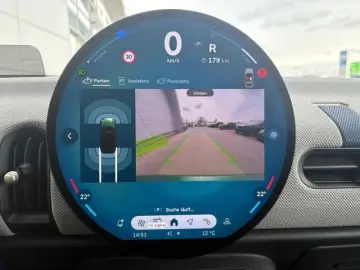 MINI Cooper C 5-Türer FAVOURED TRIM NAVI HUD PANO LED