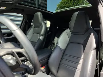 PORSCHE Cayenne E-Hybrid Coupe Inno 22  Chrono Luftfeder
