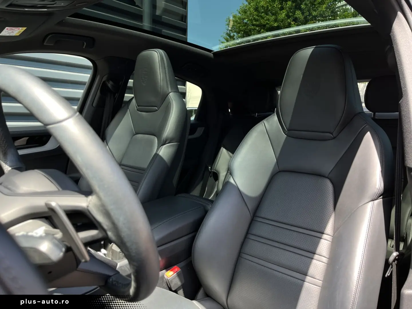 PORSCHE Cayenne E-Hybrid Coupe Inno 22  Chrono Luftfeder