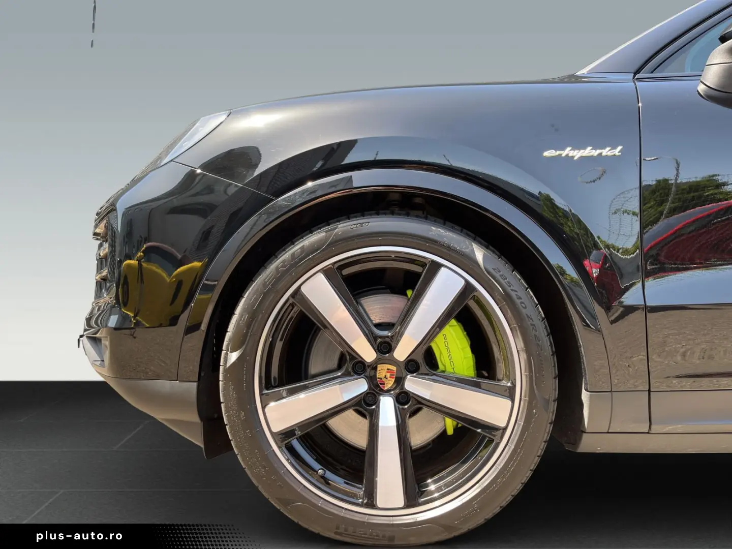 PORSCHE Cayenne E-Hybrid Coupe Inno 22  Chrono Luftfeder