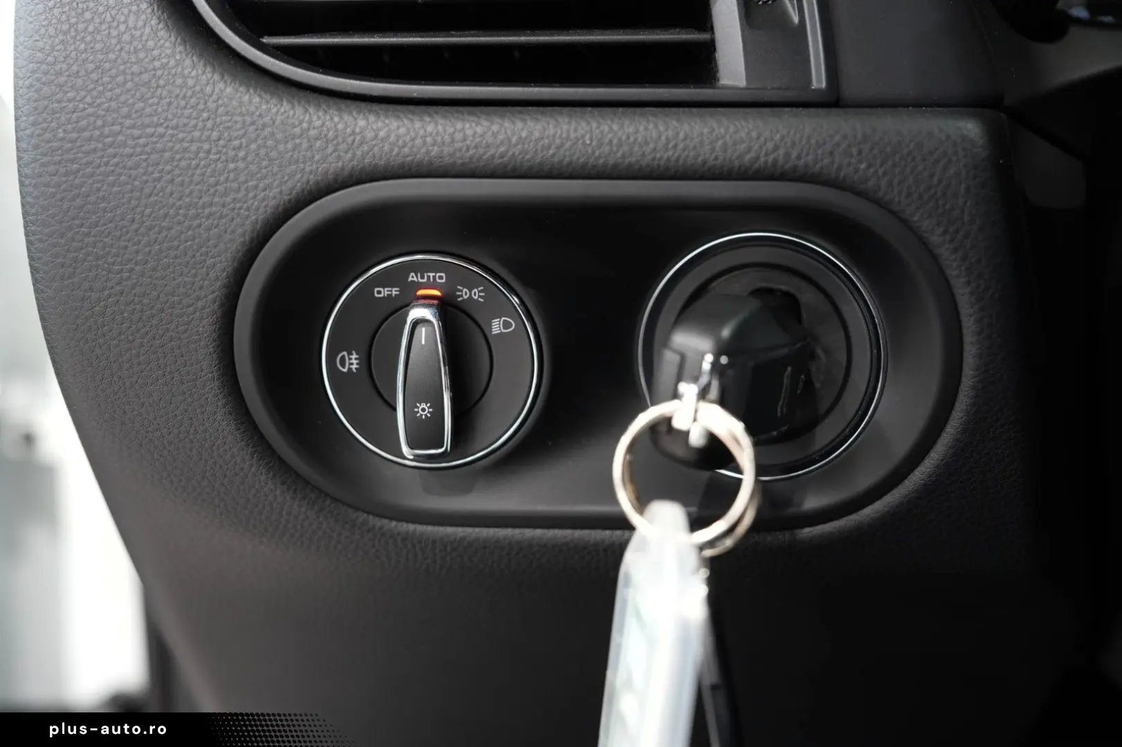 PORSCHE Macan SPORT-CHRONO BOSE PDLS  14-WEGE PANO 20 LM