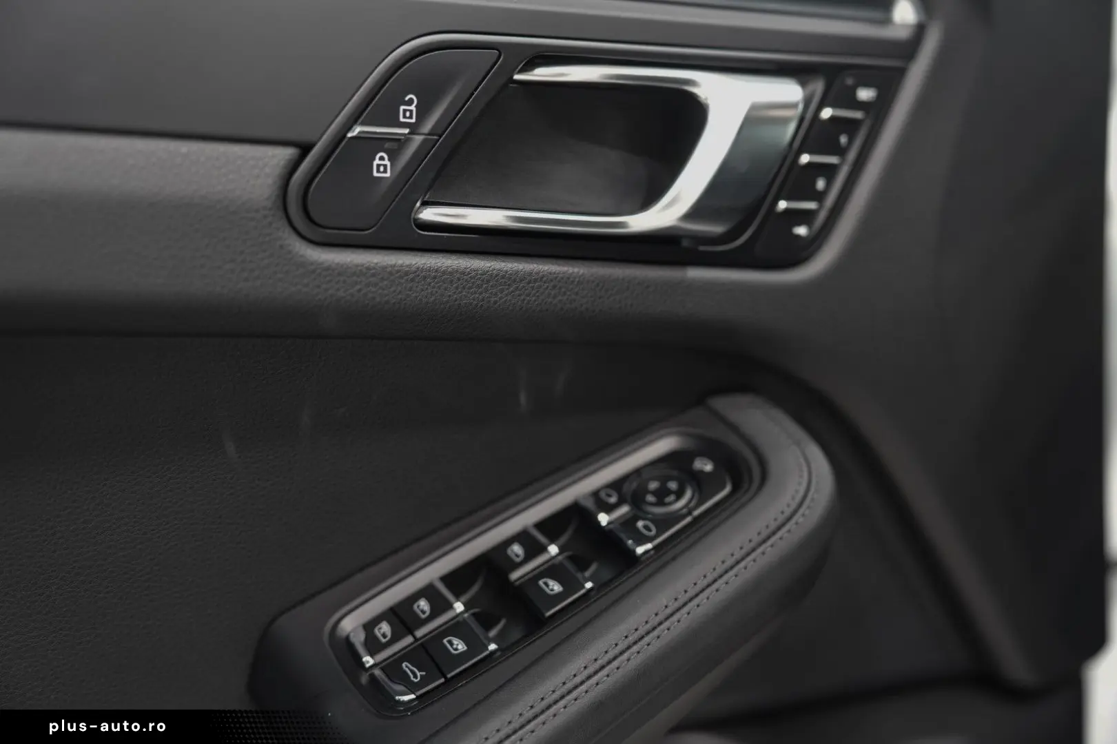 PORSCHE Macan SPORT-CHRONO BOSE PDLS  14-WEGE PANO 20 LM