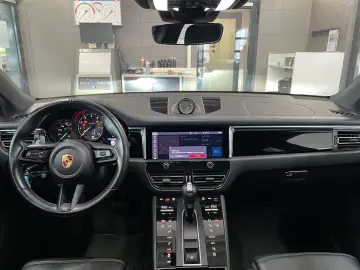PORSCHE Macan   Luftfederung   Sportabgasanlage   AHK