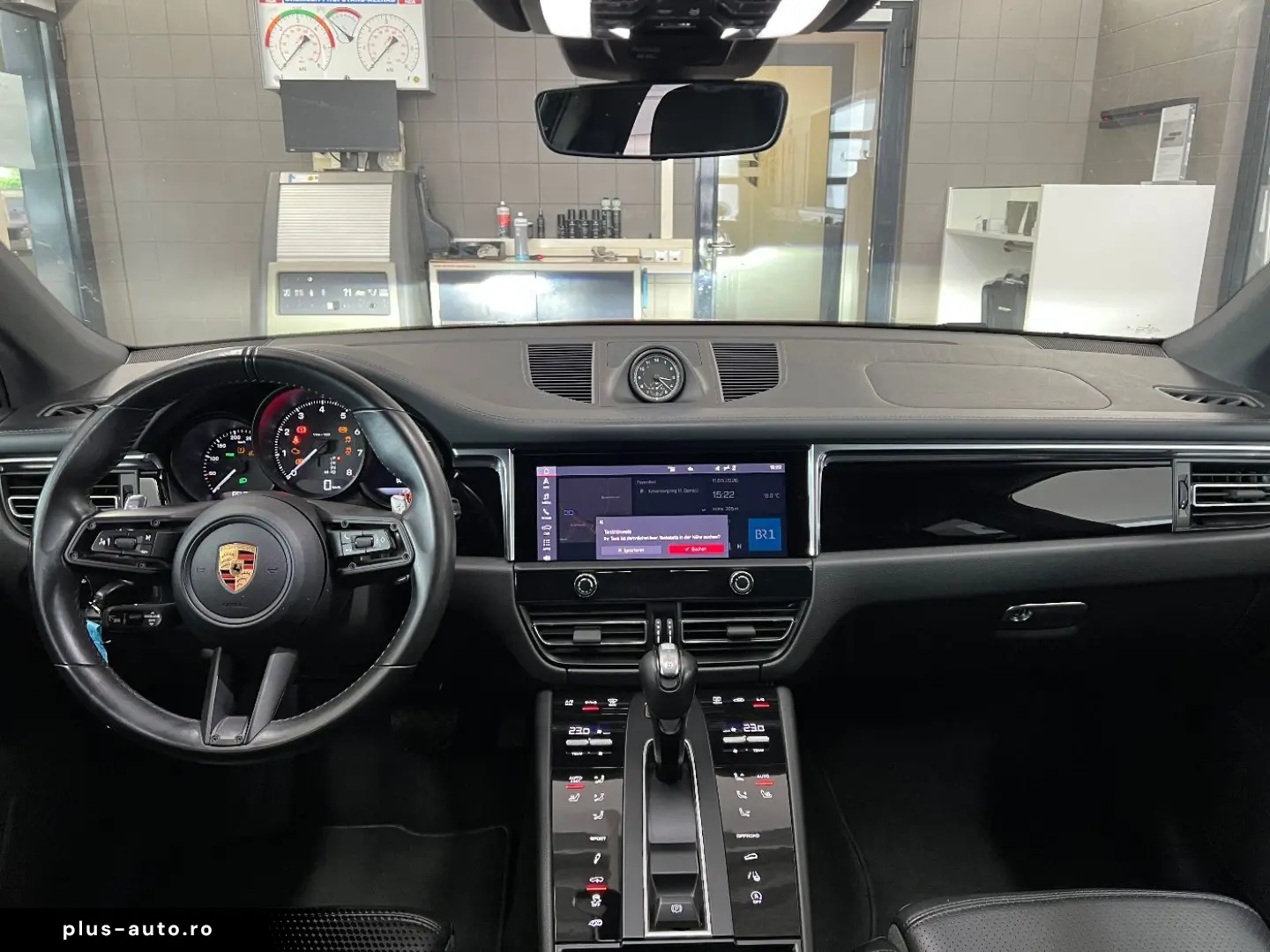 PORSCHE Macan   Luftfederung   Sportabgasanlage   AHK