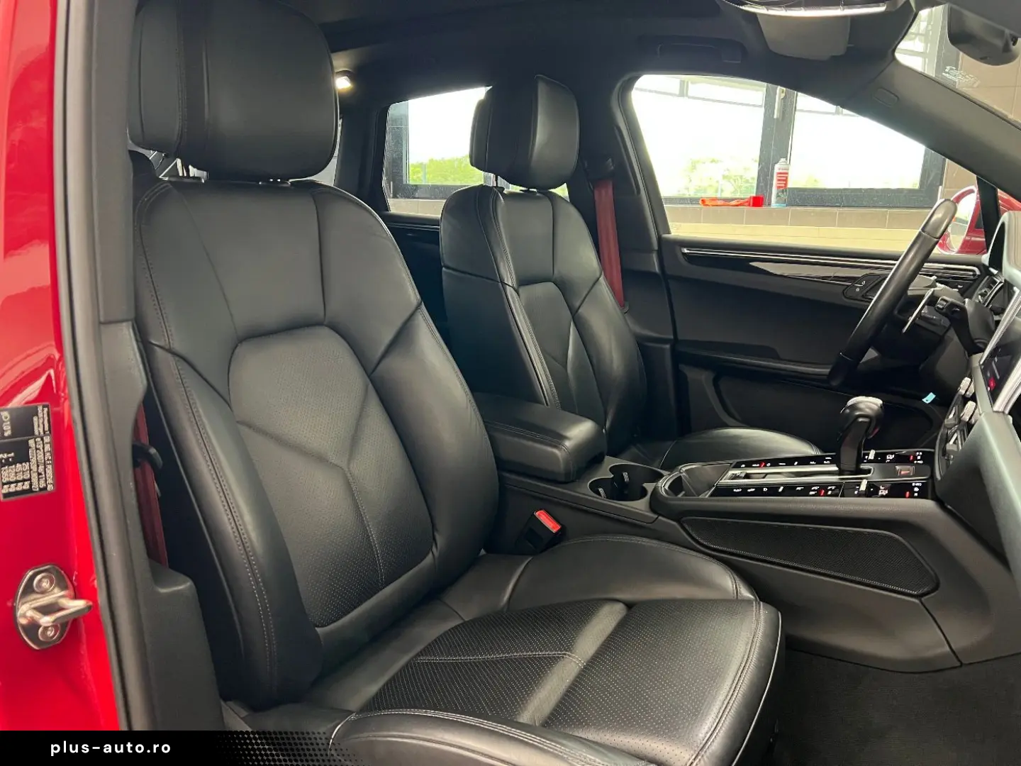 PORSCHE Macan   Luftfederung   Sportabgasanlage   AHK