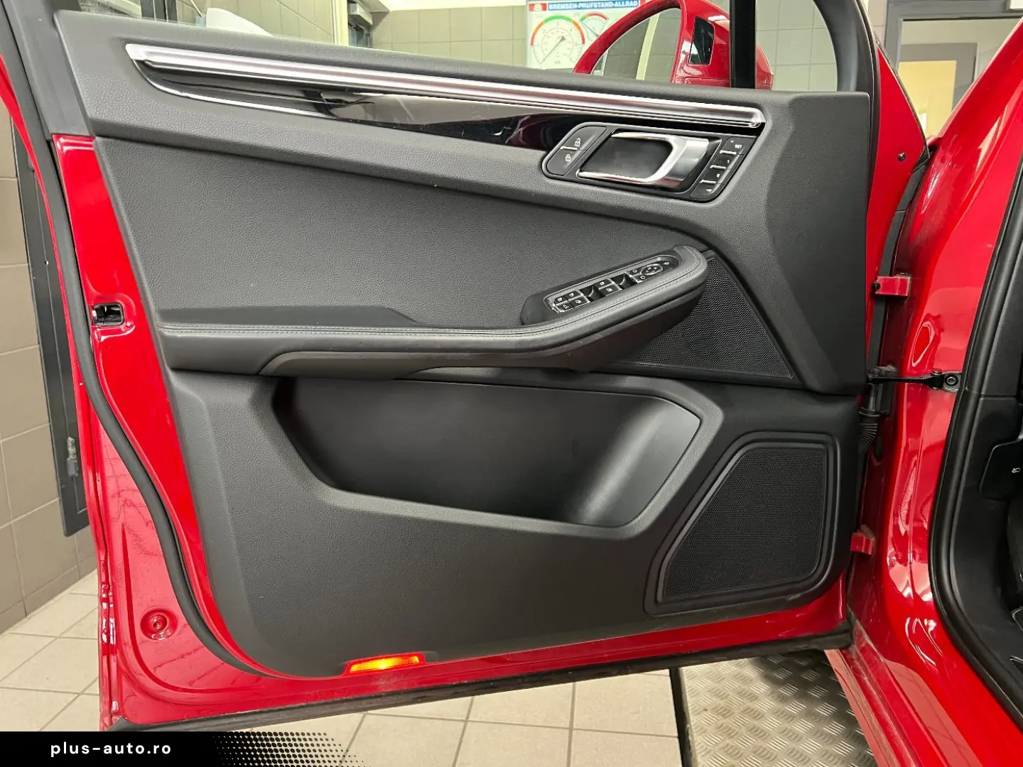 PORSCHE Macan   Luftfederung   Sportabgasanlage   AHK