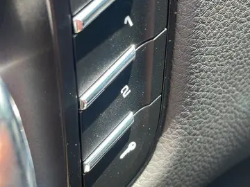 PORSCHE Macan S BOSE Servo  75l Pano. Tempolim.