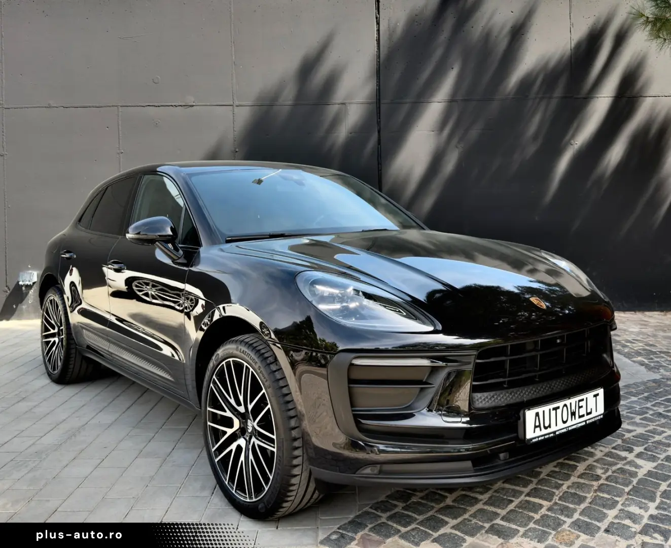 PORSCHE Macan Sport-Chrono Sportabgas Memory Kamera Spur