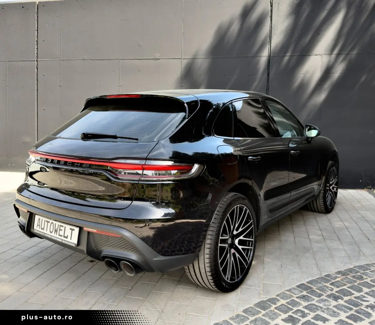 PORSCHE Macan Sport-Chrono Sportabgas Memory Kamera Spur