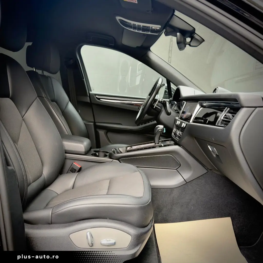 PORSCHE Macan Sport-Chrono Sportabgas Memory Kamera Spur