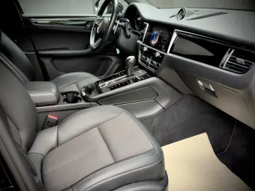 PORSCHE Macan Sport-Chrono Sportabgas Memory Kamera Spur