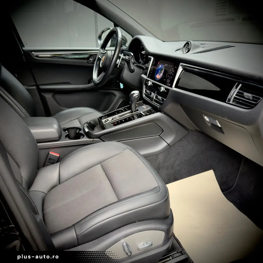 PORSCHE Macan Sport-Chrono Sportabgas Memory Kamera Spur