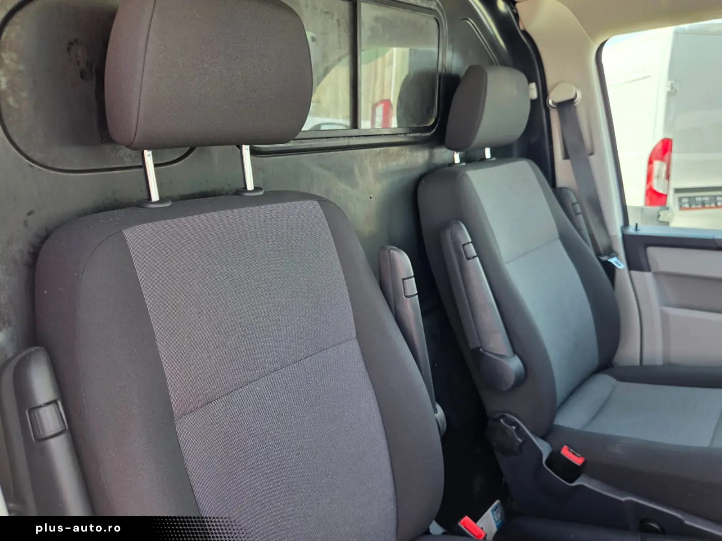 VOLKSWAGEN TRANSPORTER L1H1