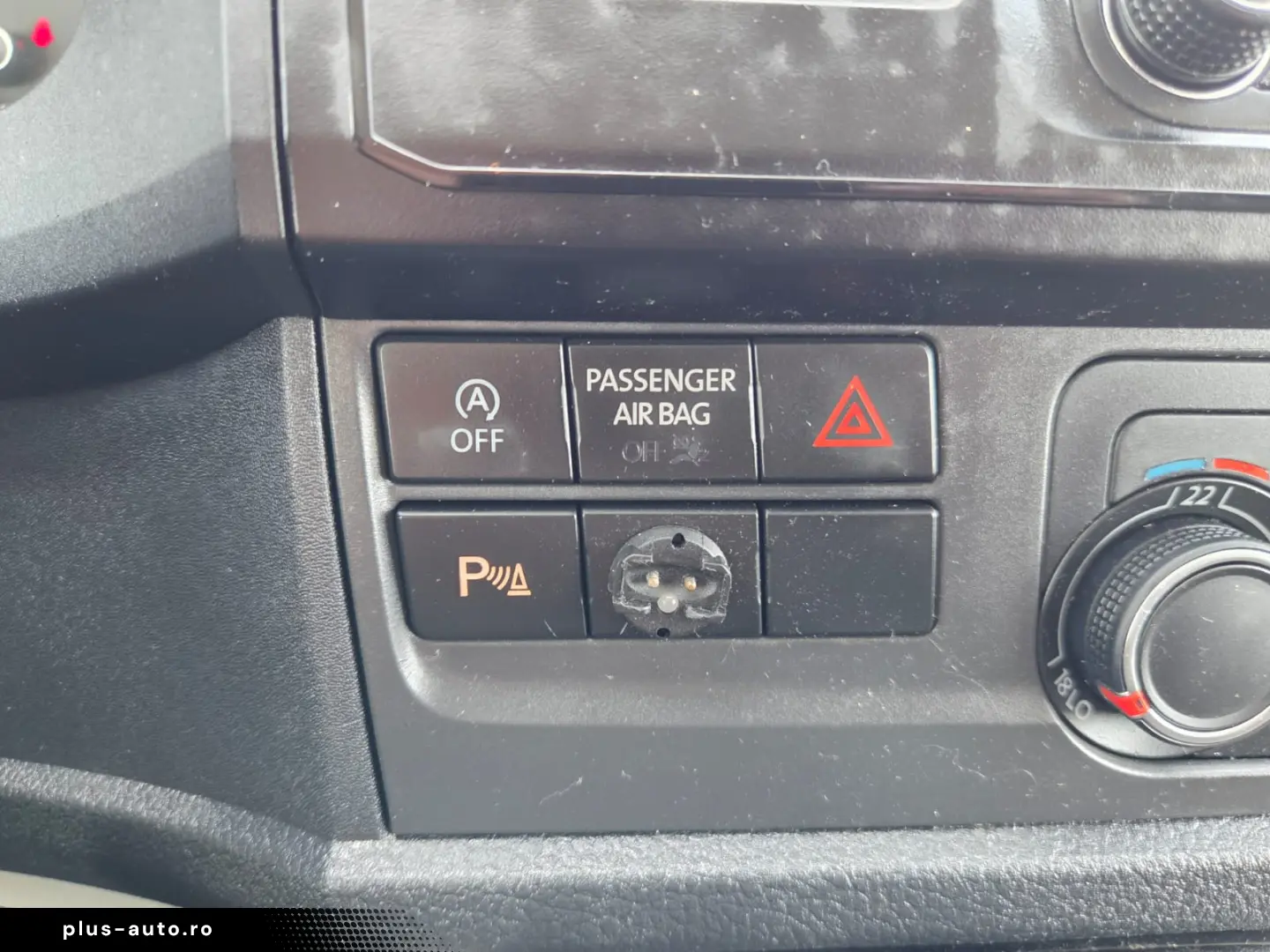 VOLKSWAGEN TRANSPORTER L1H1