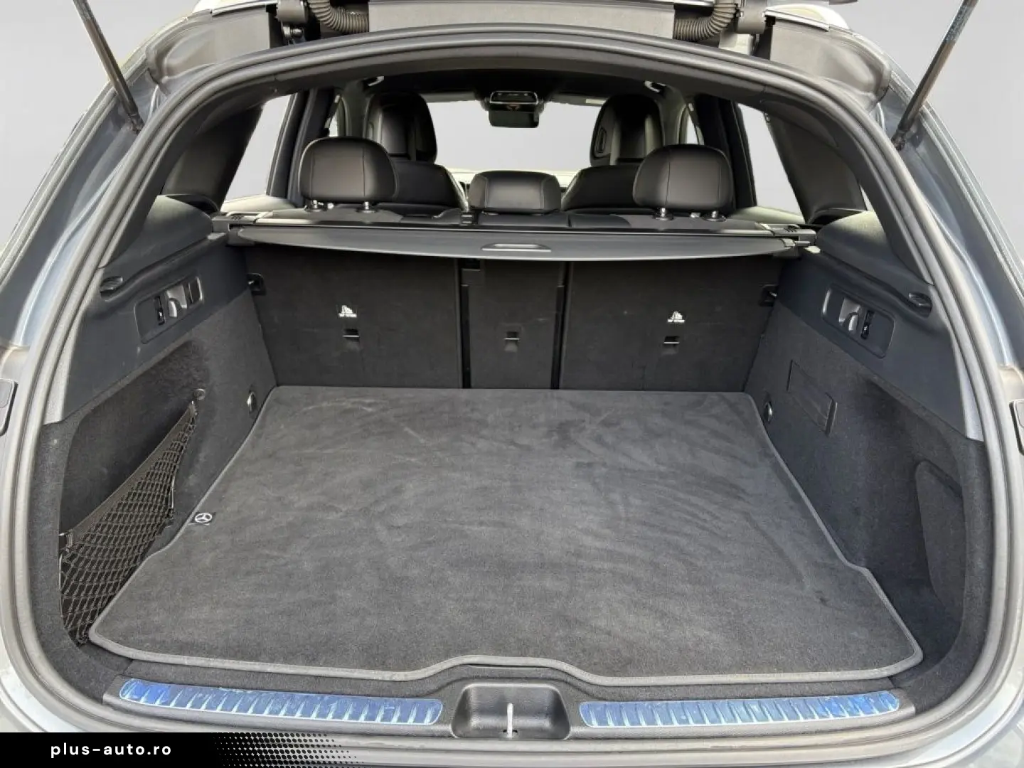 MERCEDES-BENZ GLC 300 4M AMG NIGHT 360  DISTR MEMORY SHZ