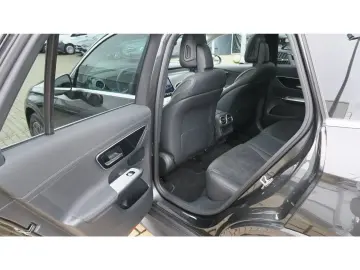 MERCEDES-BENZ GLC 200 AMG Line 4M AHK 360  Pano Memory