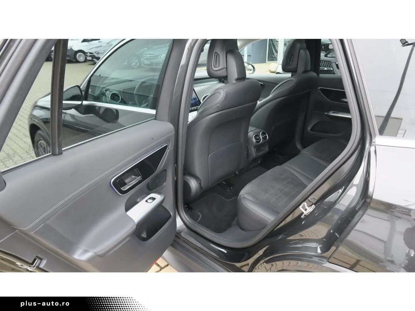 MERCEDES-BENZ GLC 200 AMG Line 4M AHK 360  Pano Memory