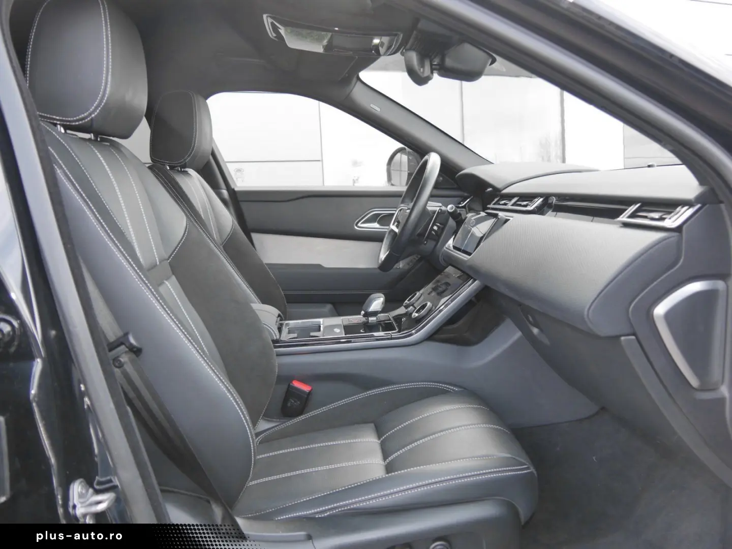 LAND ROVER Range Rover Velar Hybrid R-Dynamic SE