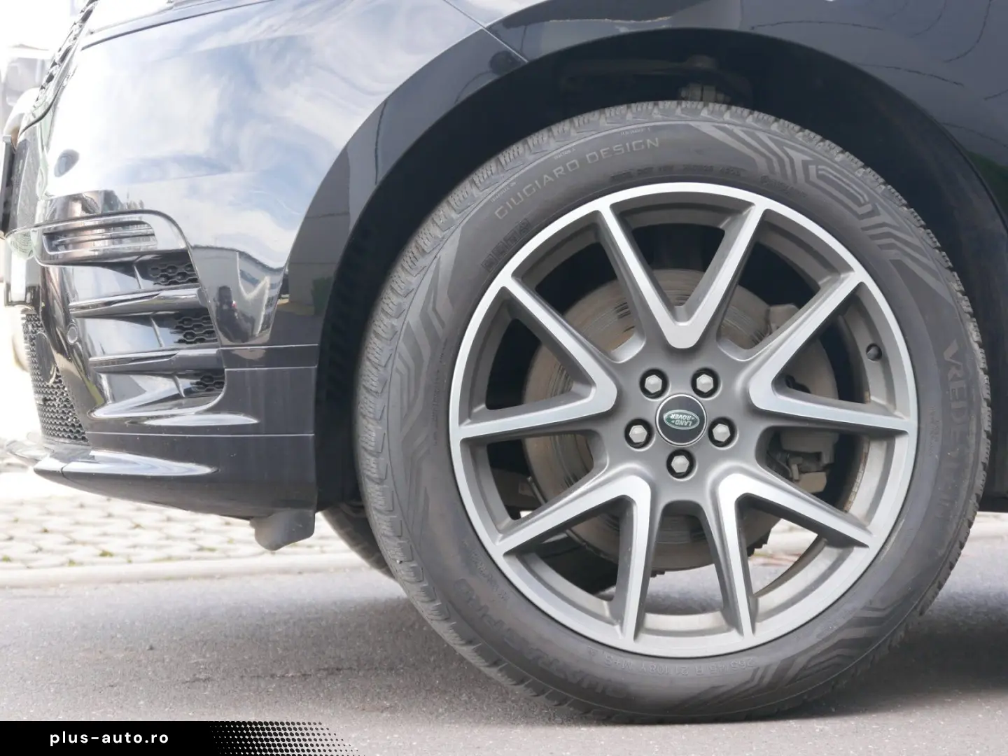 LAND ROVER Range Rover Velar Hybrid R-Dynamic SE