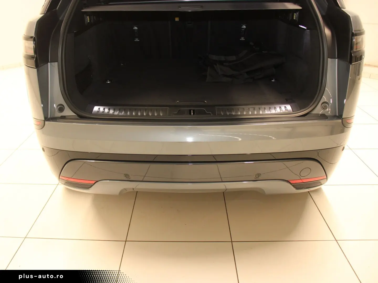 LAND ROVER Range Rover Velar P400e Hybrid Dynamic SE Pano