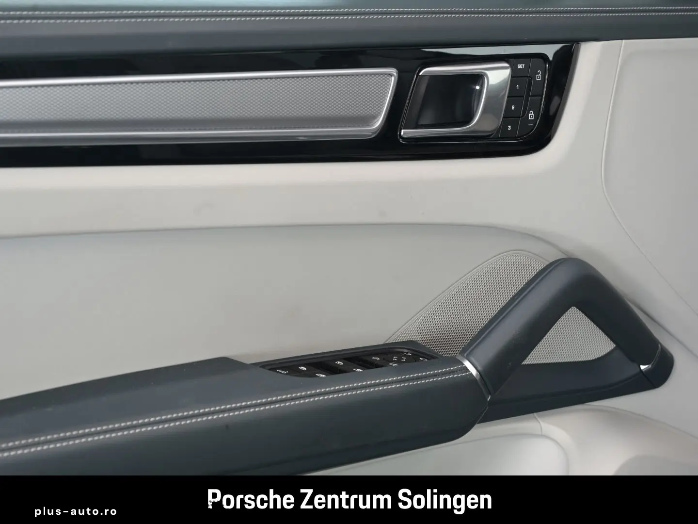 PORSCHE Cayenne Platinum Edition HeadUp Nachtsicht Panor