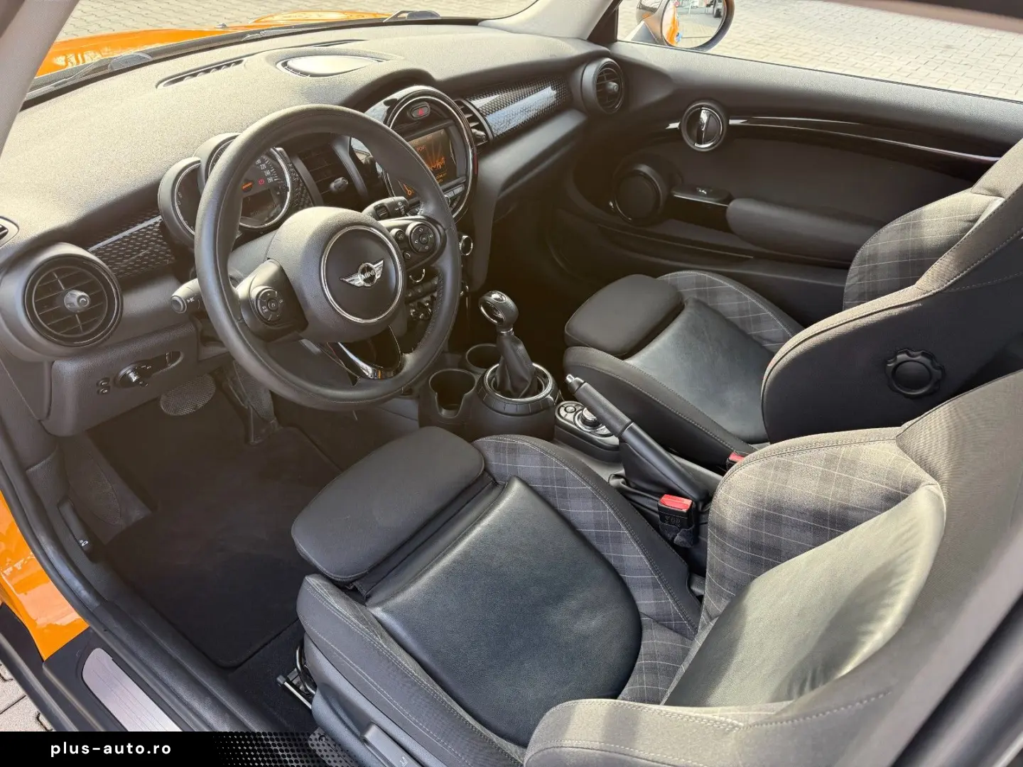 MINI Cooper S Chilli   1. Hand   Navi -LED
