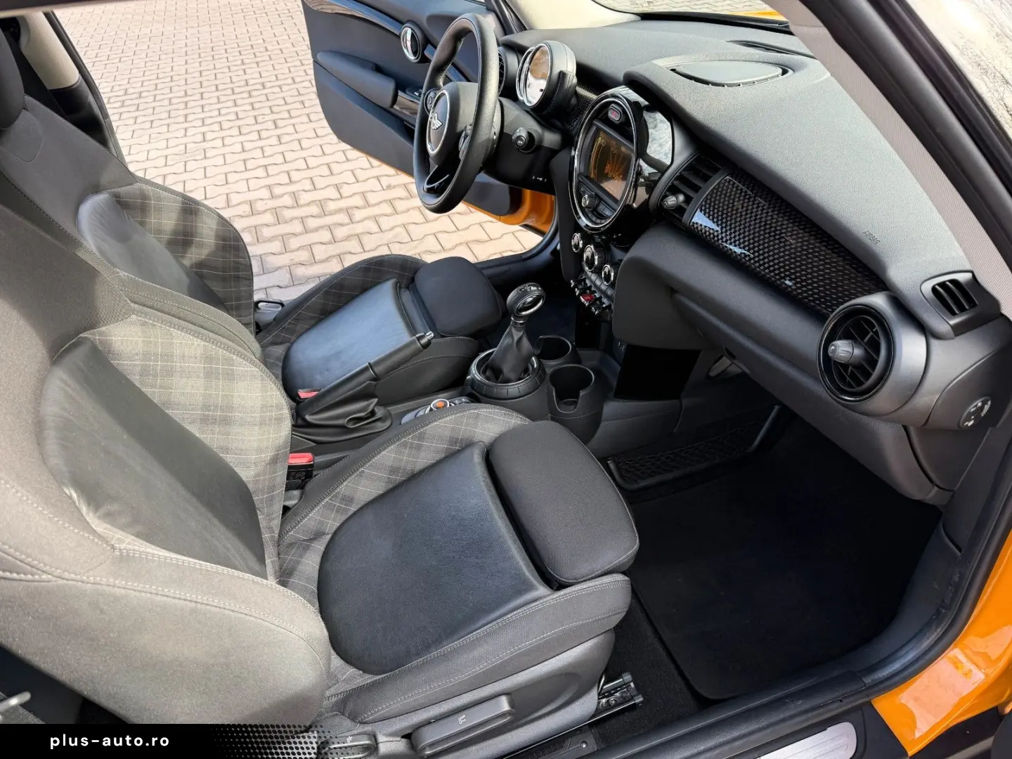 MINI Cooper S Chilli   1. Hand   Navi -LED