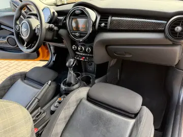 MINI Cooper S Chilli   1. Hand   Navi -LED