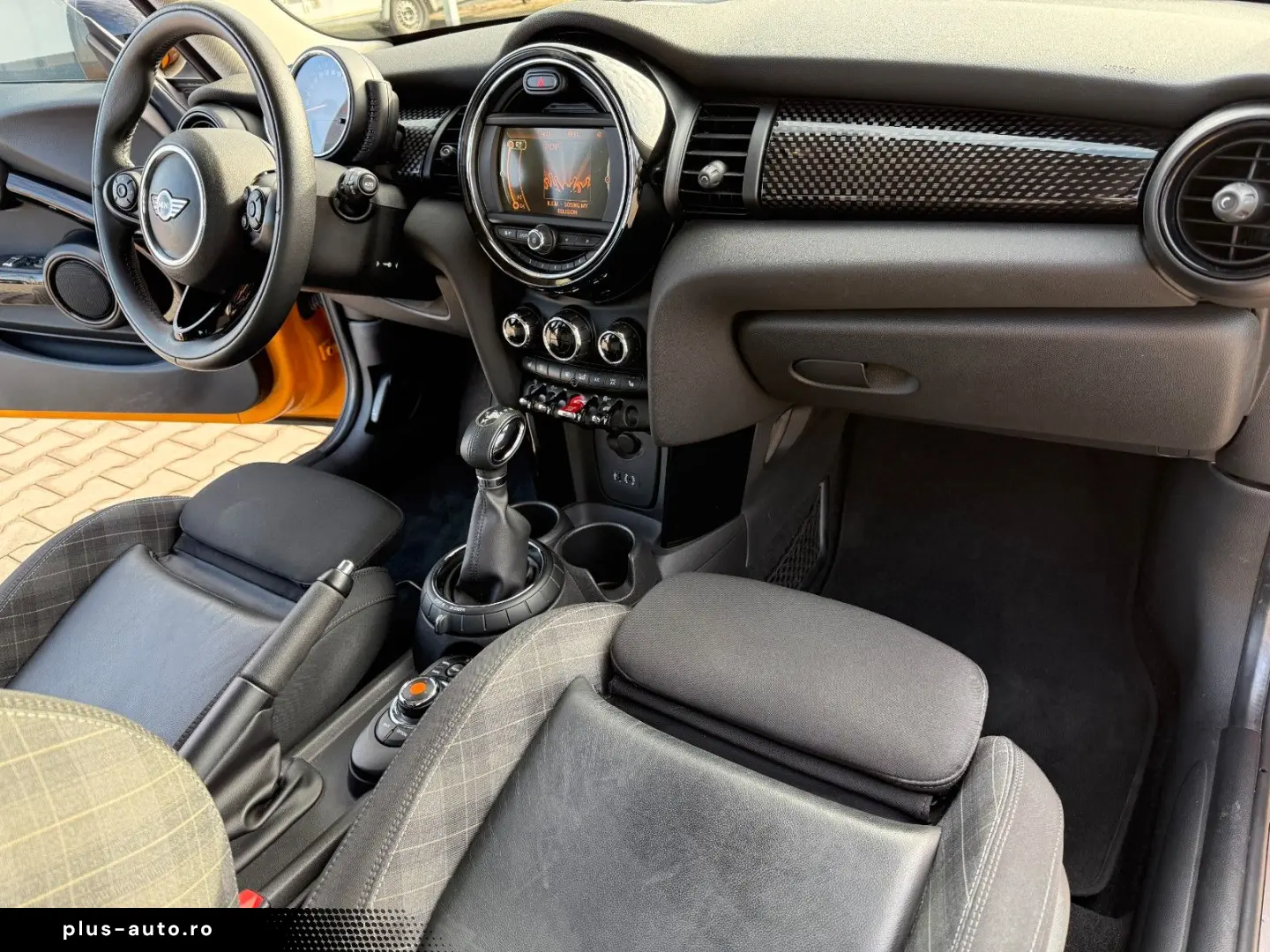 MINI Cooper S Chilli   1. Hand   Navi -LED