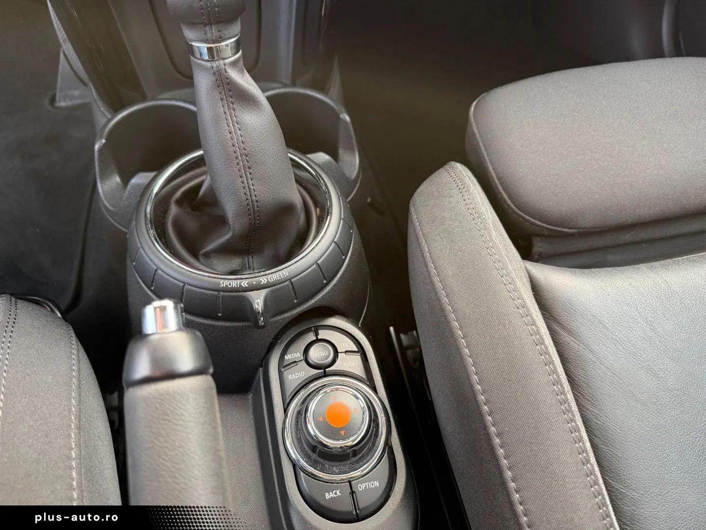 MINI Cooper S Chilli   1. Hand   Navi -LED