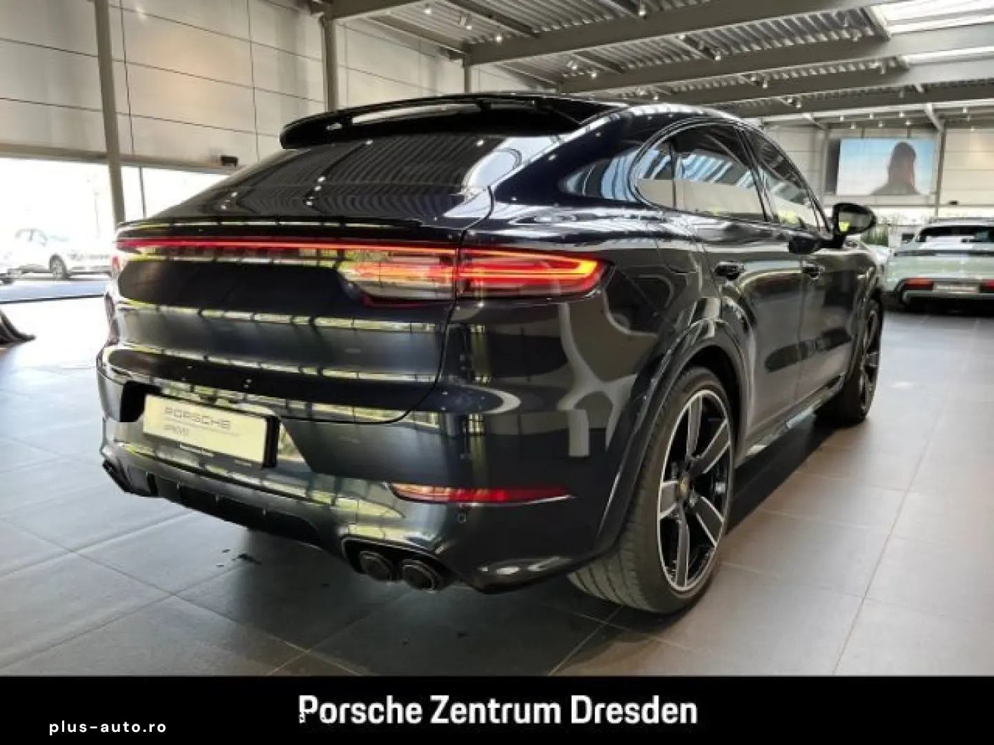 PORSCHE Cayenne E-Hybrid Coupe Platinum Edition Head-Up