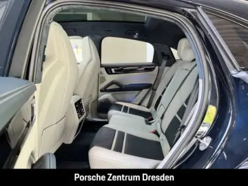 PORSCHE Cayenne E-Hybrid Coupe Platinum Edition Head-Up