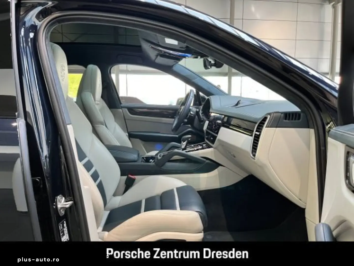 PORSCHE Cayenne E-Hybrid Coupe Platinum Edition Head-Up