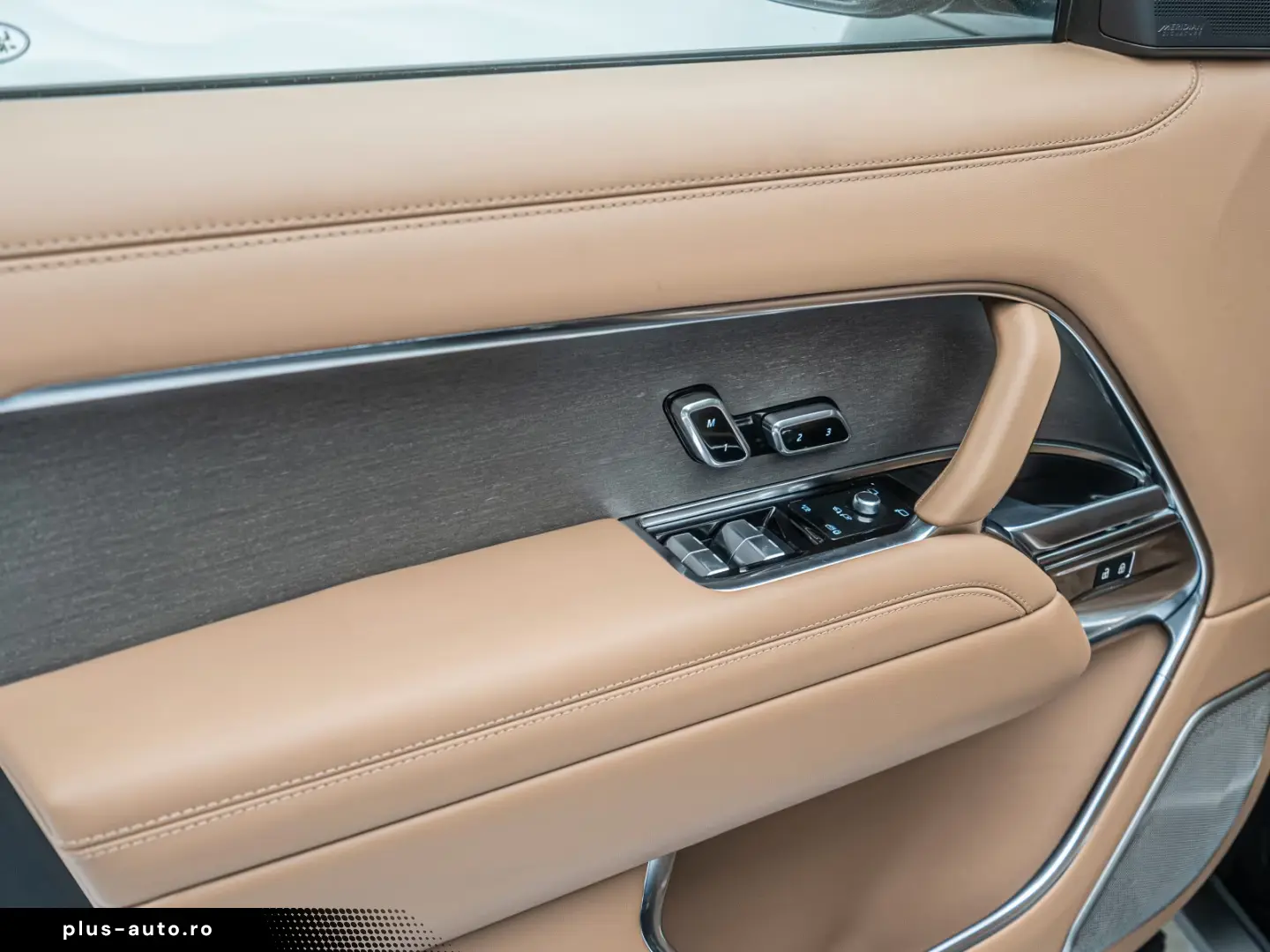 LAND ROVER Range Rover 2026 — imagine 40