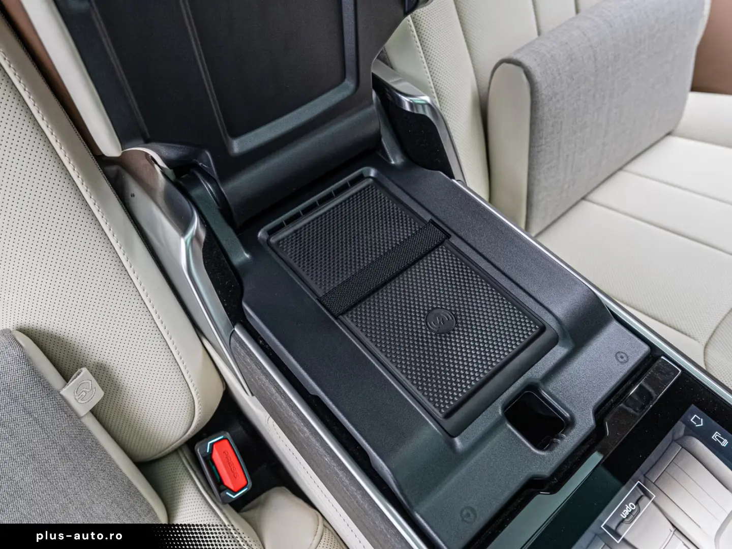 LAND ROVER Range Rover 2026 — imagine 35