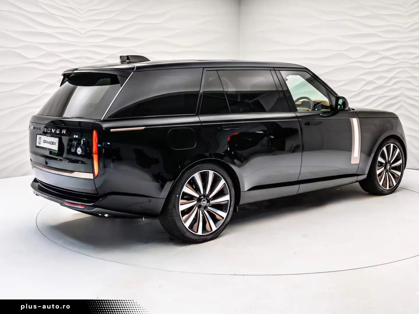 LAND ROVER Range Rover 2026 — imagine 3