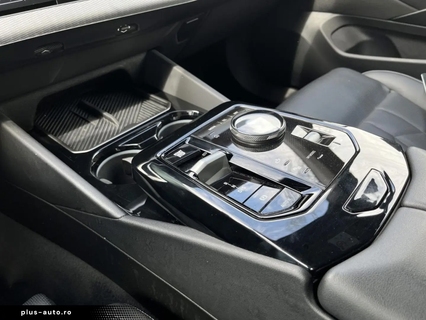 BMW 520dA M SPORT G60 LivePl AdLED KomSi St Go Kam