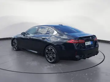 BMW 520d xDrive Limousine M Sportpaket Aktive Geschw