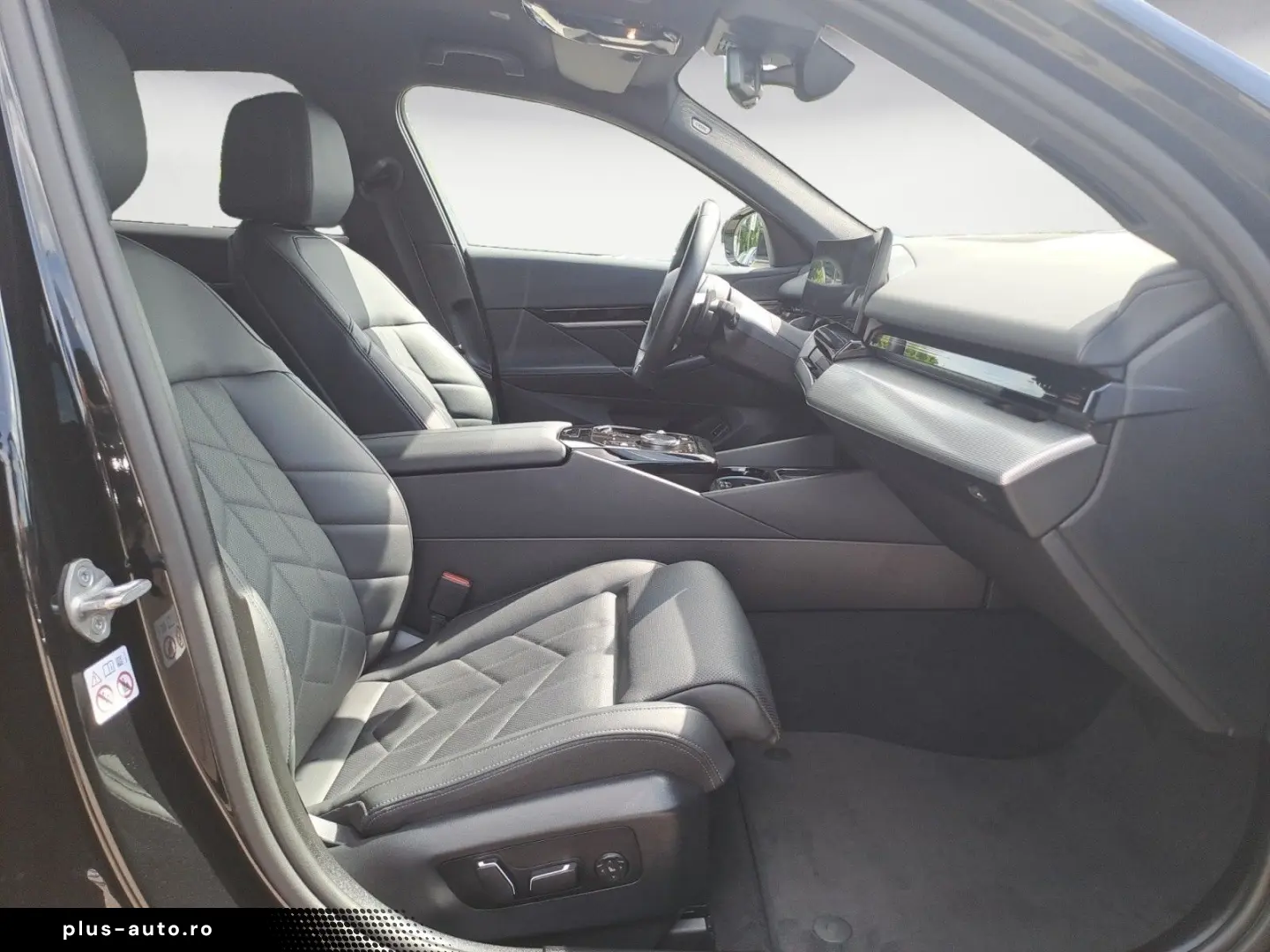 BMW 520d xDrive Limousine M Sportpaket Aktive Geschw