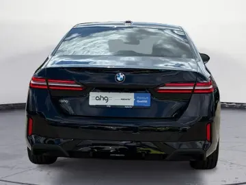 BMW 520d xDrive Limousine M Sportpaket Aktive Geschw